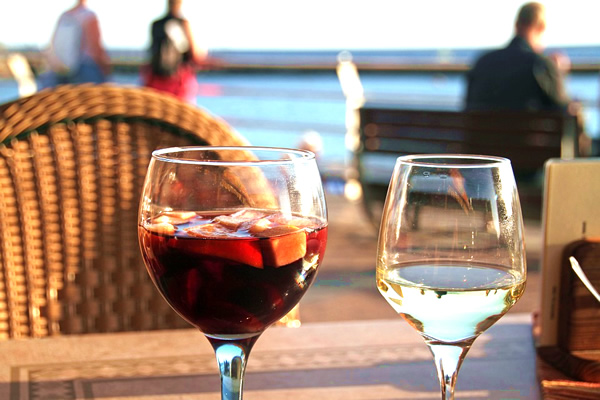 サングリアで楽しむスペインの本格派「リオハ・ワイン」